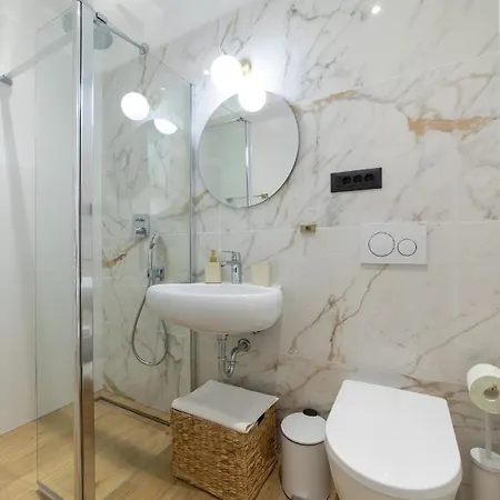 Апартаменты Lea